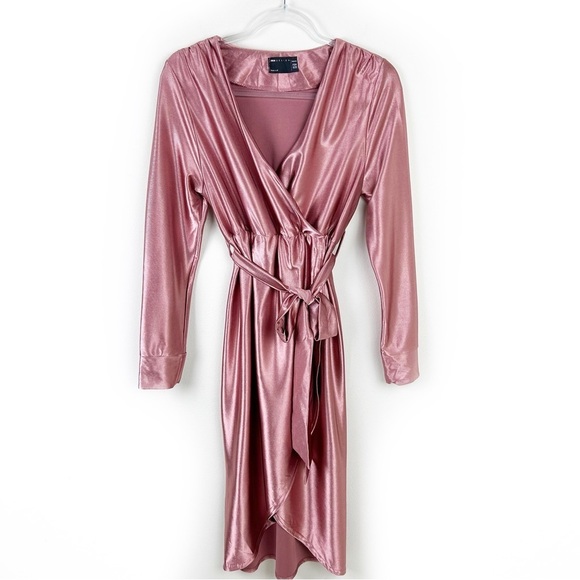 ASOS Design Maternity Stretch Satin wrap midi dress size: 10 - Picture 3 of 15